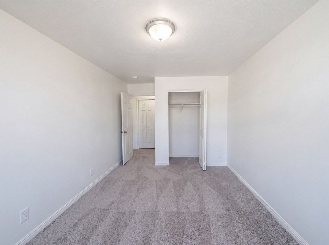 Photo 16 of 24 of 532 W 860 S, Tremonton, UT