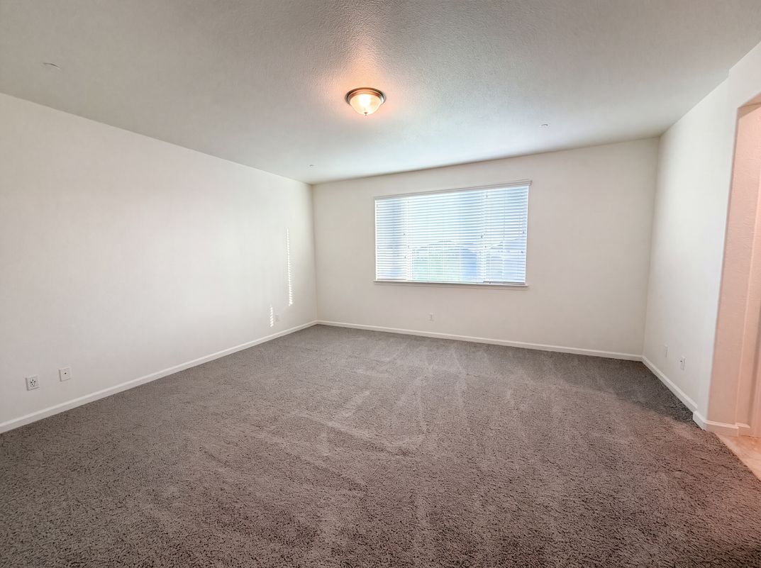 Photo 18 of 39 of 5022 Birch Valley Way, Rancho Cordova, CA