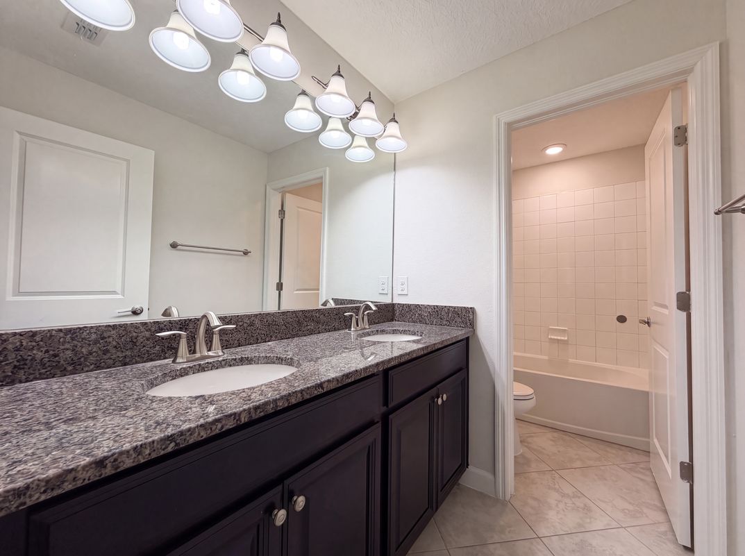Photo 22 of 36 of 9709 Ivory Dr, Sun City Center, FL