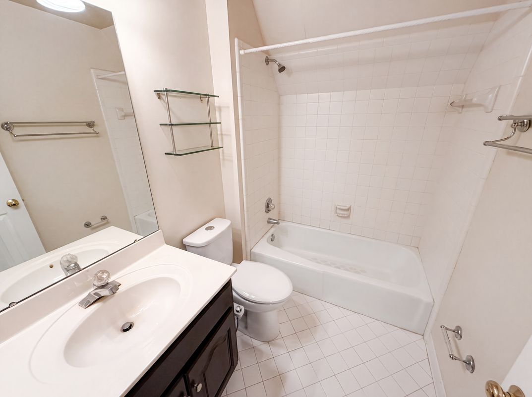 Photo 18 of 29 of 3711 Surry Ridge Ct, Charlotte, NC
