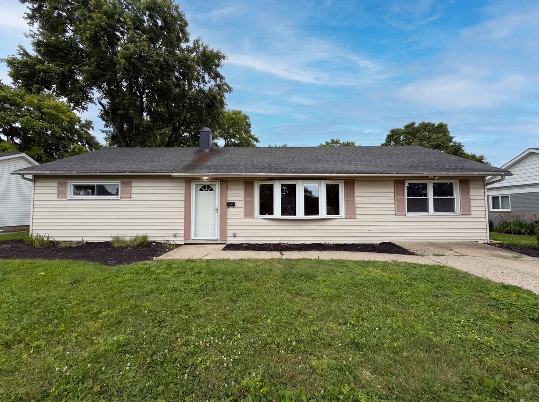 Property photo 1 of 836 Walter Ave