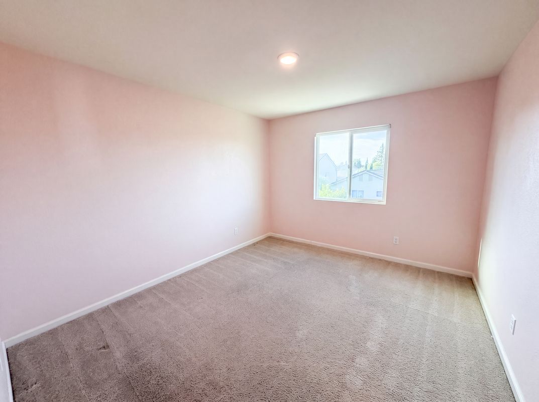 Photo 13 of 27 of 8224 Kossum Way, Elk Grove, CA
