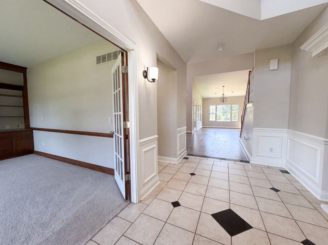 Photo 30 of 37 of 7188 Tarragon Ct, Liberty Twp, OH