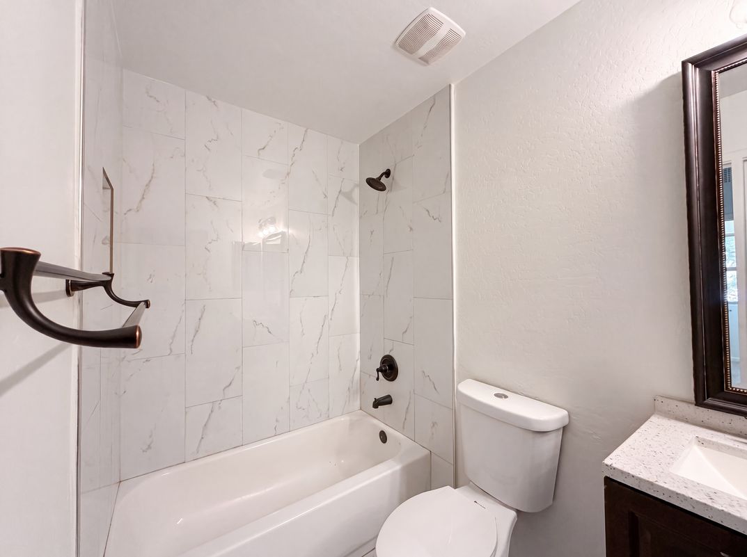 Photo 14 of 27 of 7730 W Giles Rd, Phoenix, AZ