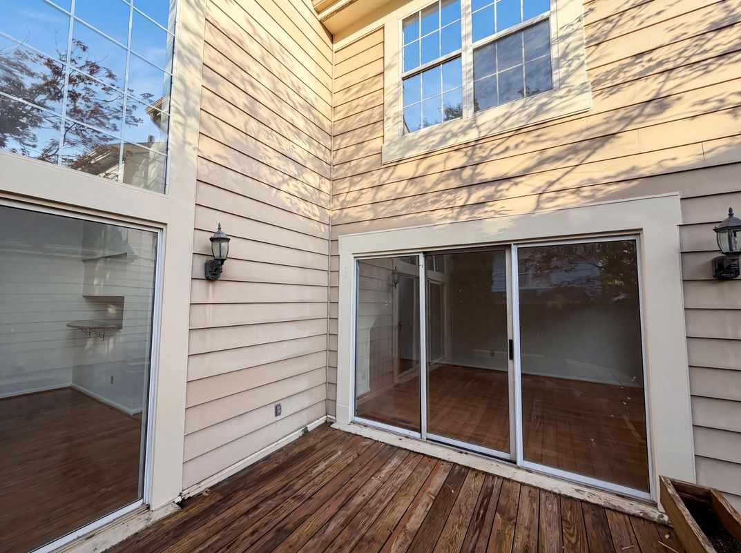 Photo 5 of 27 of 8509 Ivoryton Way, Montgomery Village, MD