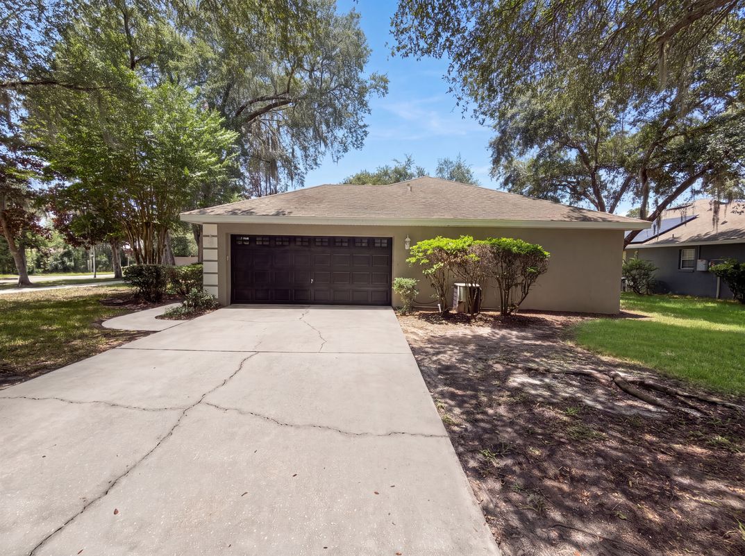 Photo 27 of 33 of 306 Garden Oak Ct, Apopka, FL