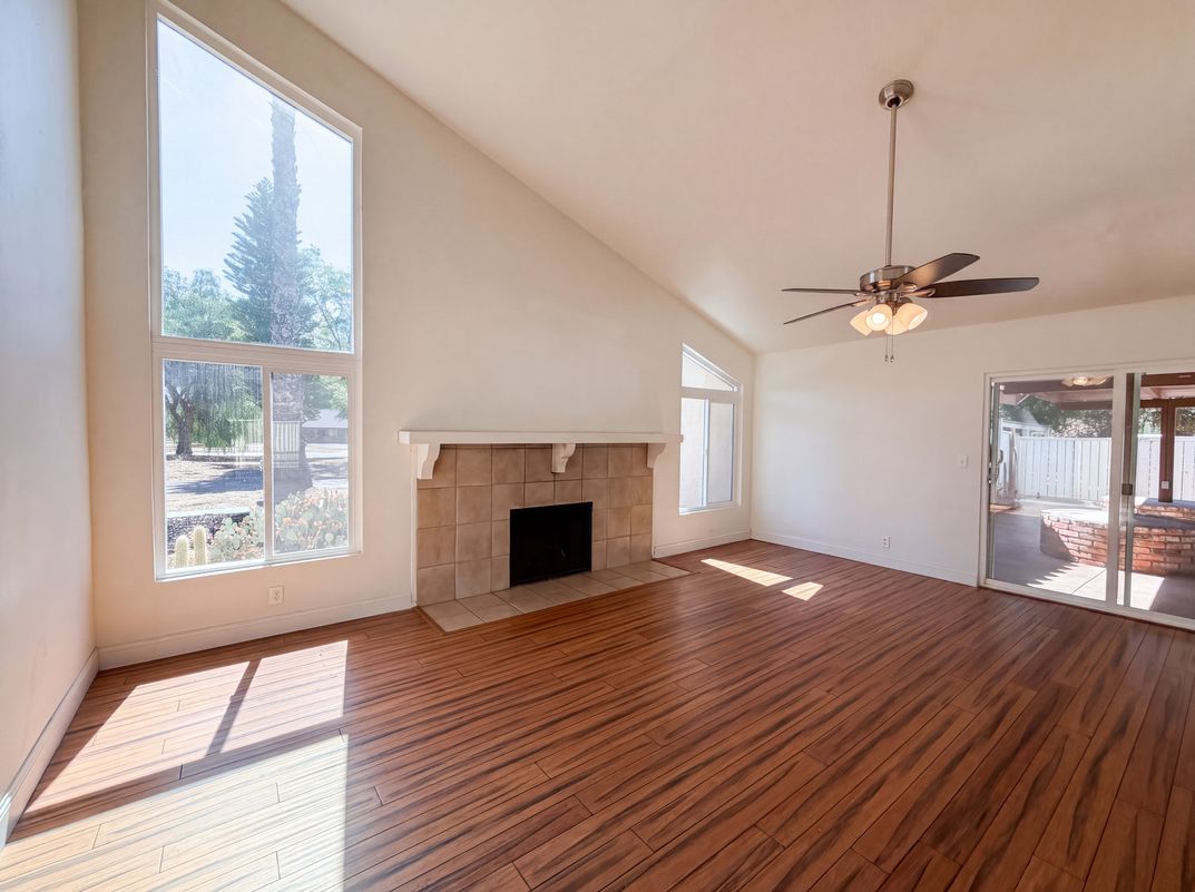 Photo 8 of 40 of 15408 Glentree Rd, Valley Center, CA