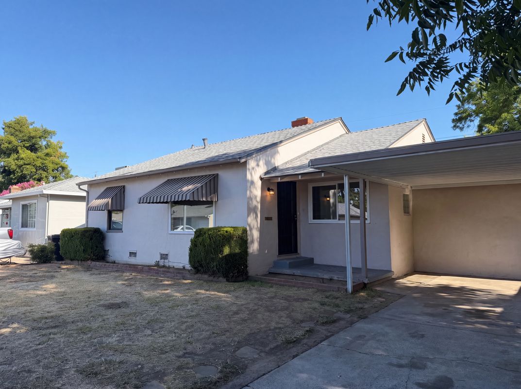 Property photo 1 of 4601 Summit Way
