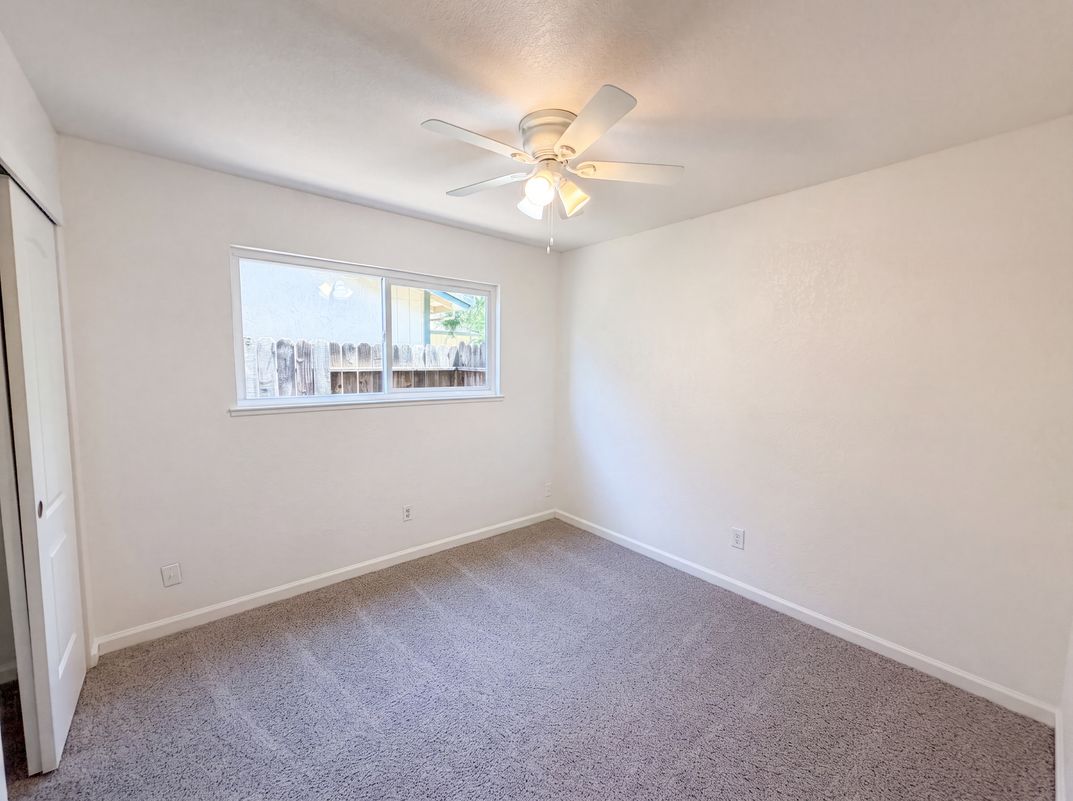Photo 13 of 29 of 7431 Garden Gate Dr, Citrus Heights, CA