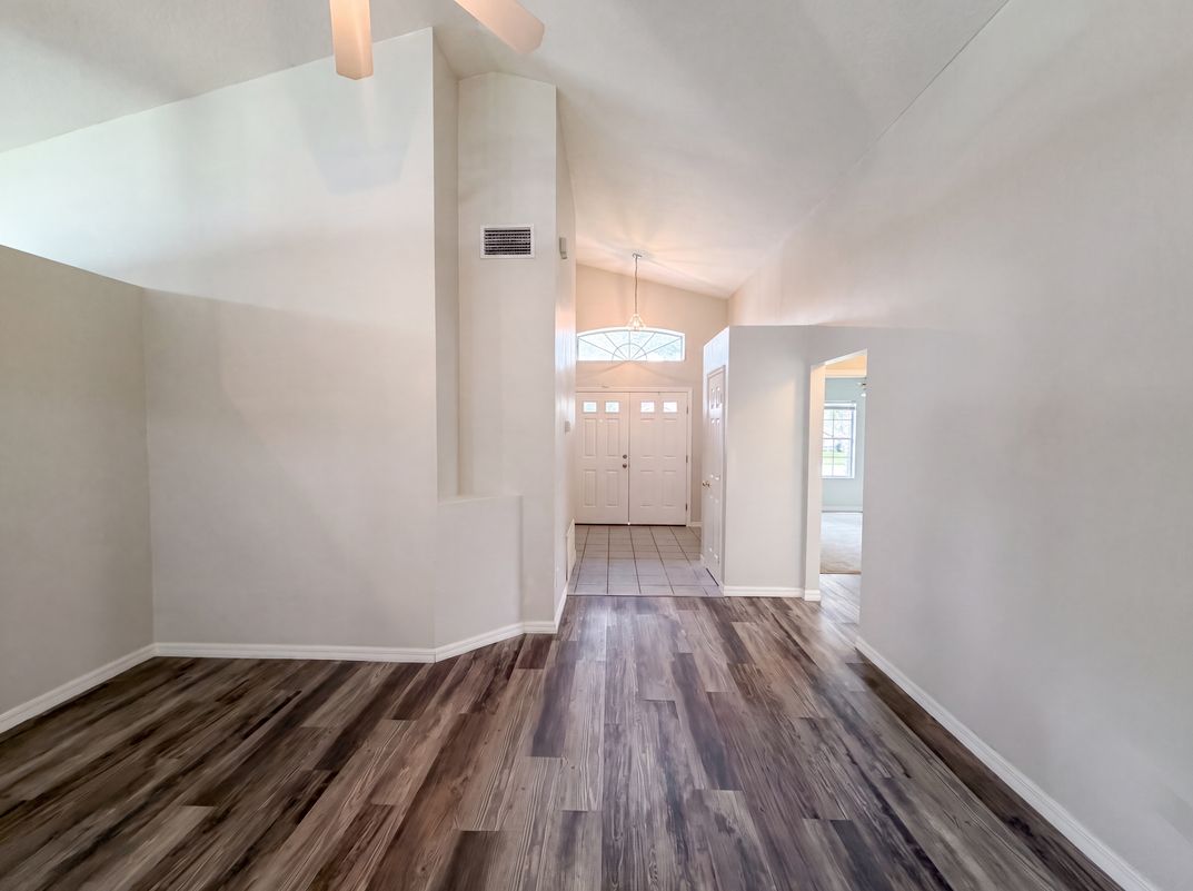 Photo 12 of 31 of 721 Sunburst Cove Ln, Winter Garden, FL