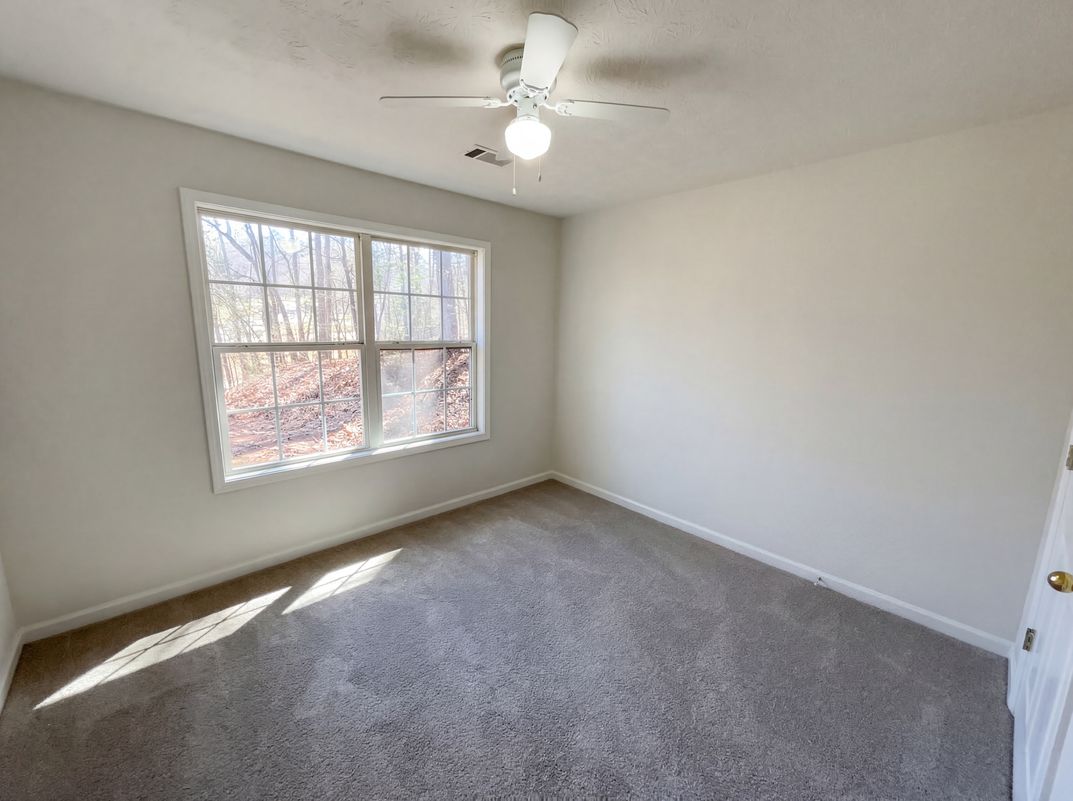 Photo 19 of 28 of 50 Cranbrook Ct, Covington, GA