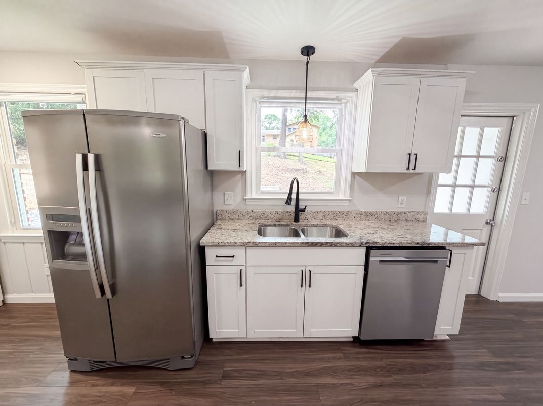 Photo 11 of 29 of 1710 Fairhaven Dr, Columbia, SC
