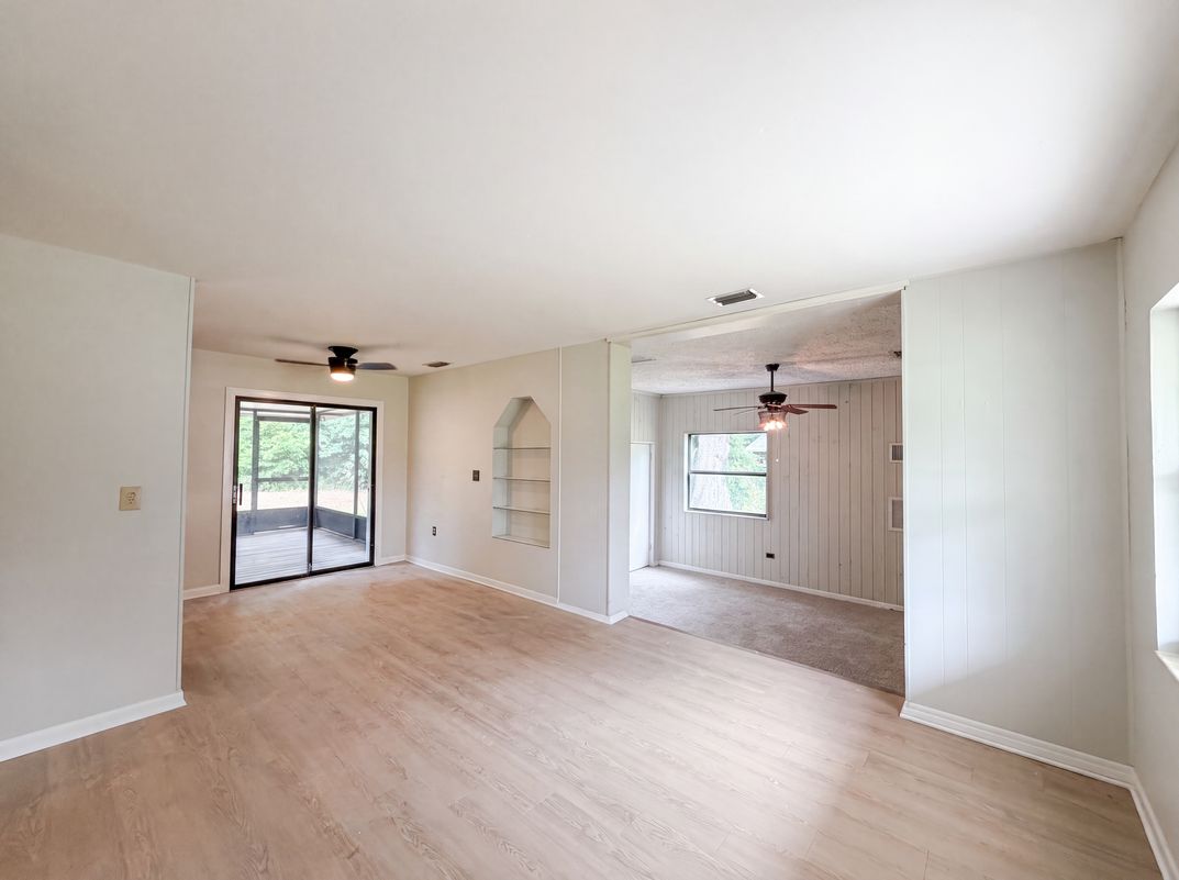 Photo 6 of 22 of 2630 SE 8th Ave, Ocala, FL