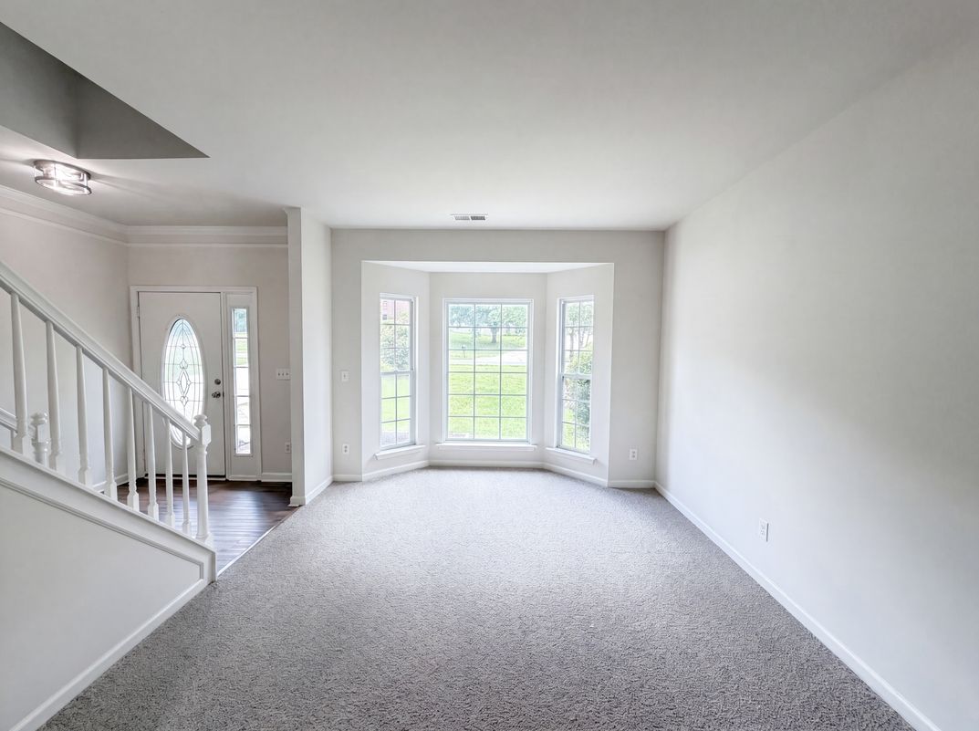 Photo 10 of 22 of 3621 Straussburg Woods Ln, Matthews, NC