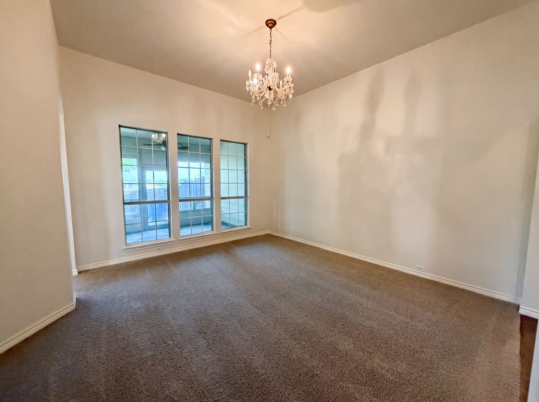 Photo 9 of 21 of 529 Olympia St, Desoto, TX