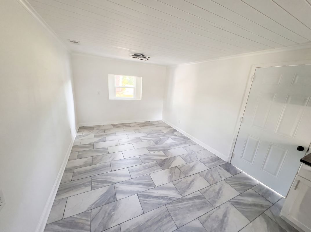 Photo 15 of 21 of 601 Community Dr, Waycross, GA