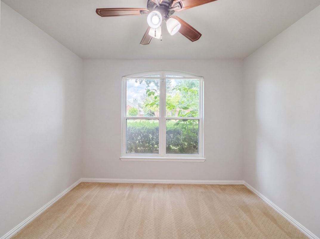 Photo 4 of 24 of 4536 Risinghill Dr, Plano, TX