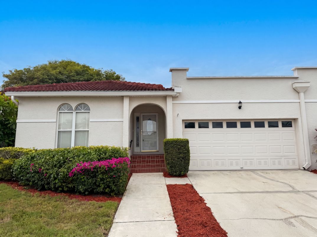 Property photo 1 of 4816 61st Avenue Ter W