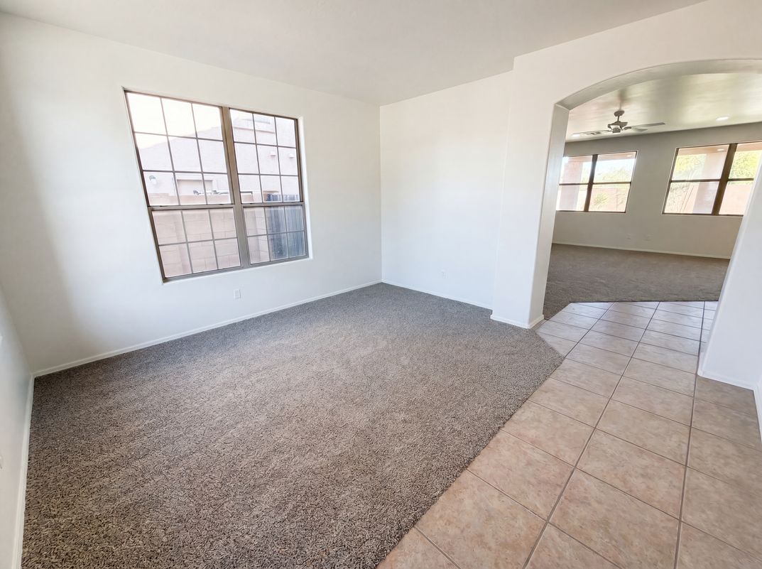 Photo 7 of 36 of 9029 W Yukon Dr, Peoria, AZ