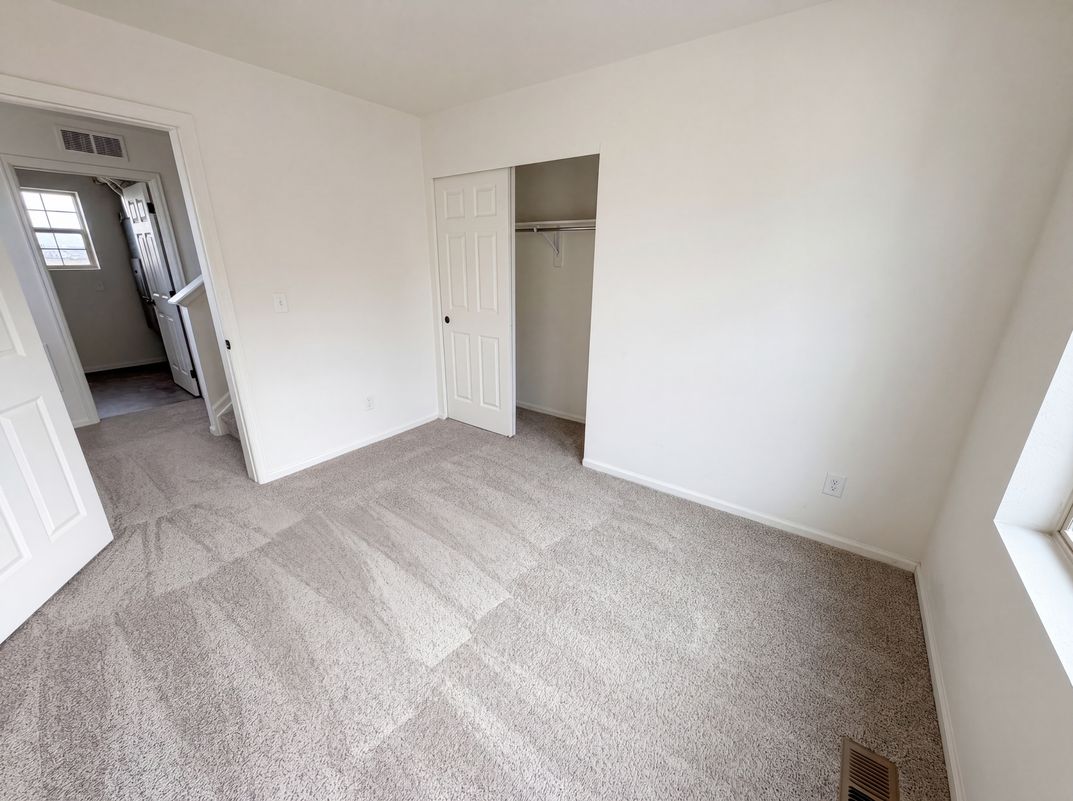Photo 16 of 34 of 10186 Zeno St, Commerce City, CO