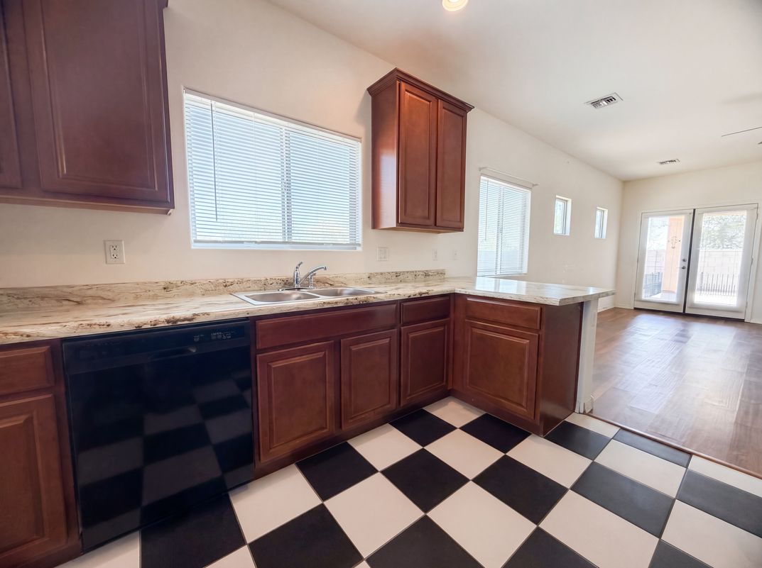 Photo 10 of 17 of 1738 S Aryelle Rd, Apache Junction, AZ