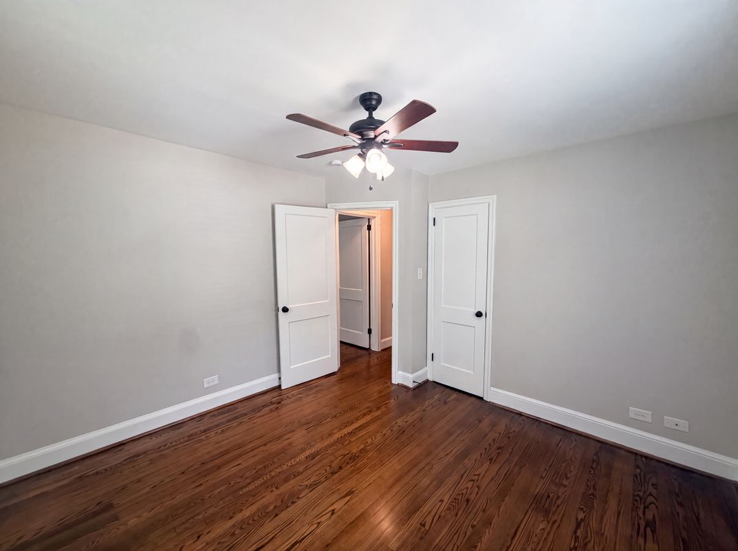Photo 12 of 17 of 1712 N Roxboro St, Durham, NC
