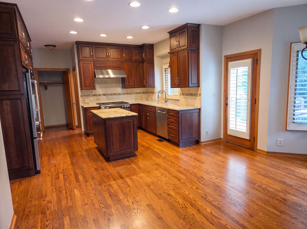 Photo 26 of 30 of 945 N Woodridge Ct, Wichita, KS