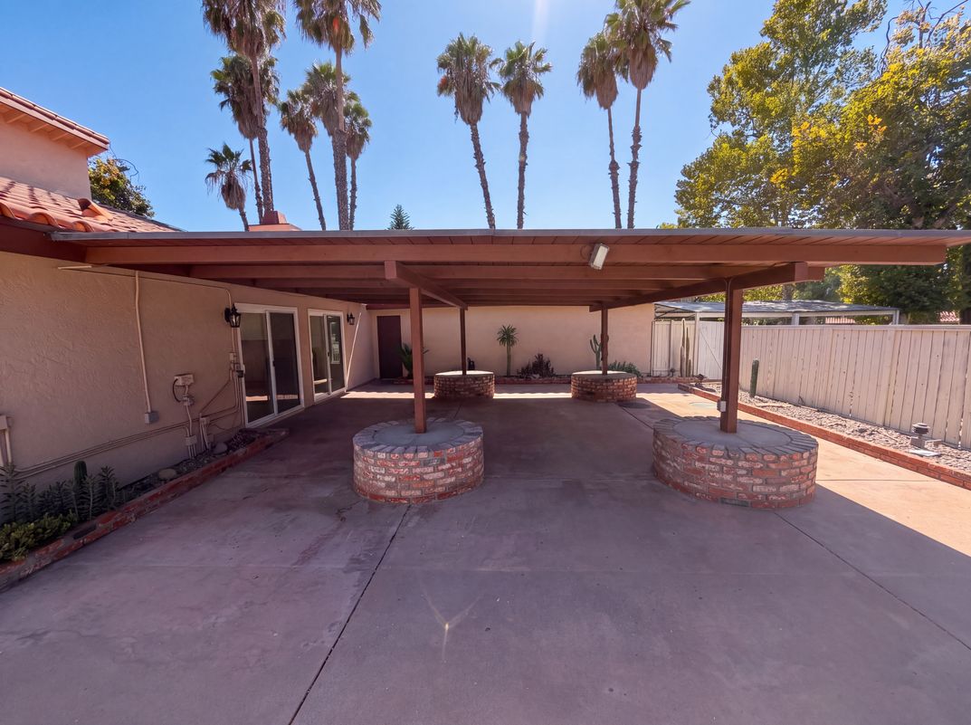 Photo 5 of 40 of 15408 Glentree Rd, Valley Center, CA