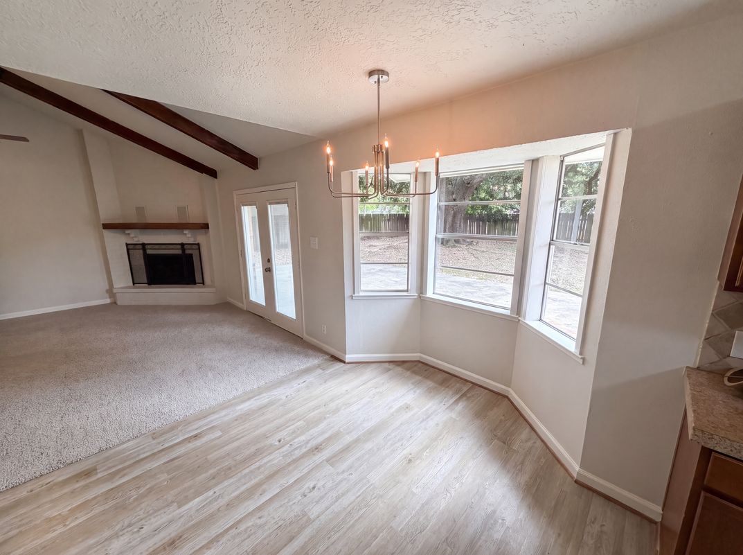 Photo 7 of 21 of 912 S 23rd St, Nederland, TX