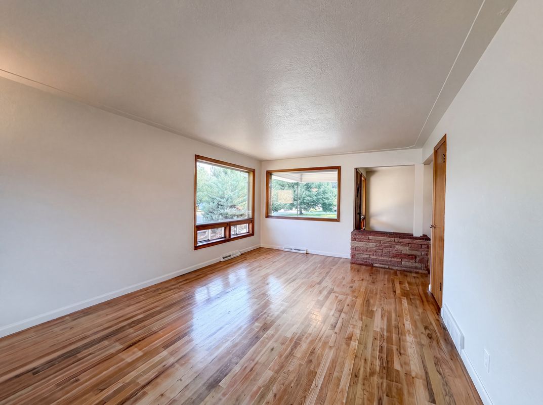 Photo 21 of 43 of 1535 W 15th St, Loveland, CO