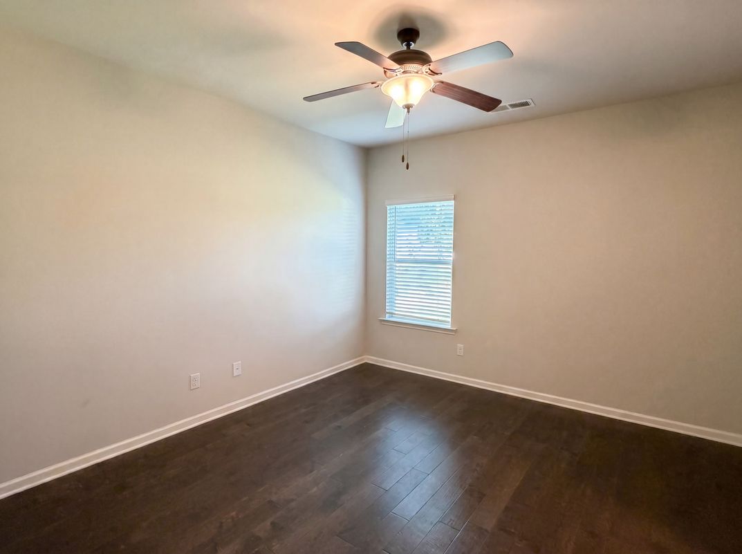 Photo 17 of 47 of 2144 Airline Rd, McDonough, GA