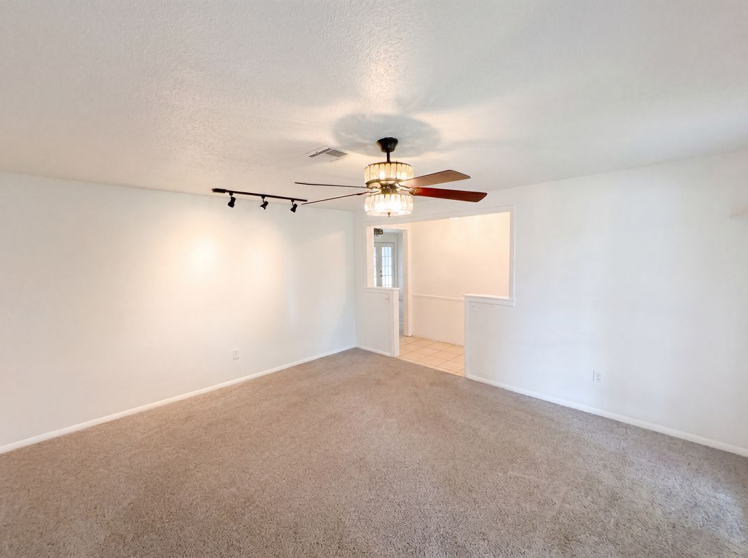 Photo 9 of 24 of 1513 N Bradley Ave, Oklahoma City, OK