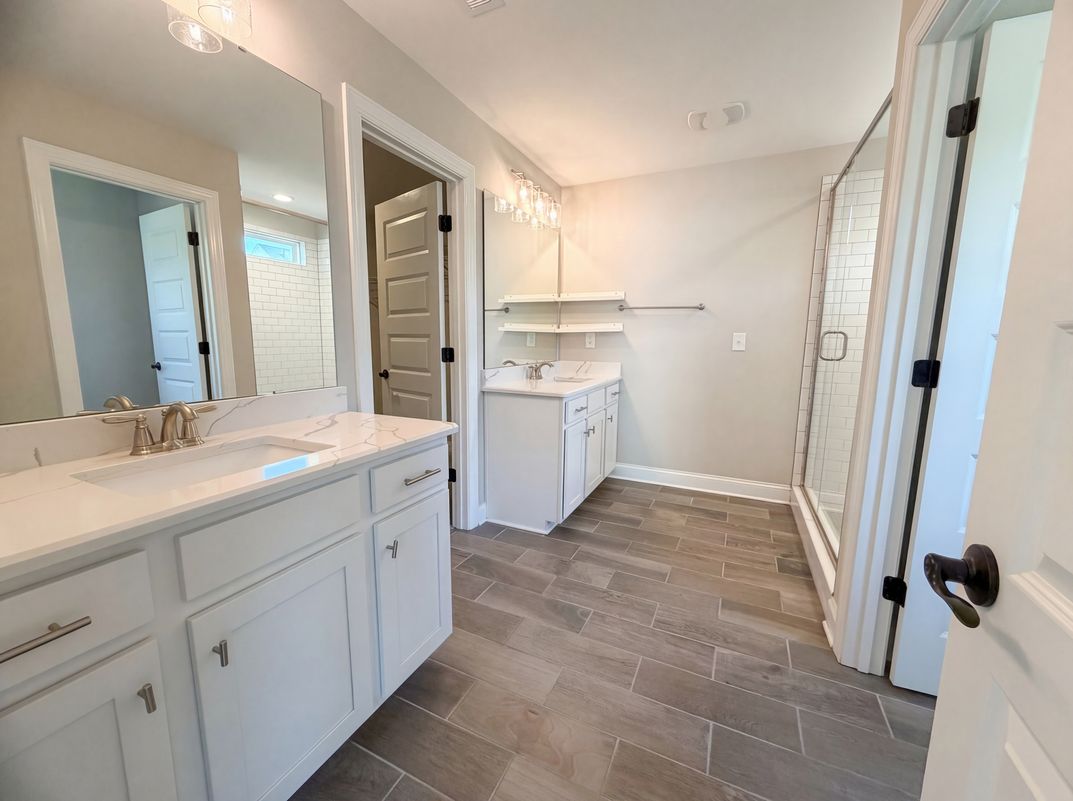 Photo 6 of 20 of 5016 Watercrest Trl, Belmont, NC
