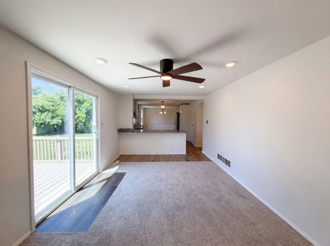 Photo 9 of 27 of 1301 Cinnamon Pl, Galloway, OH