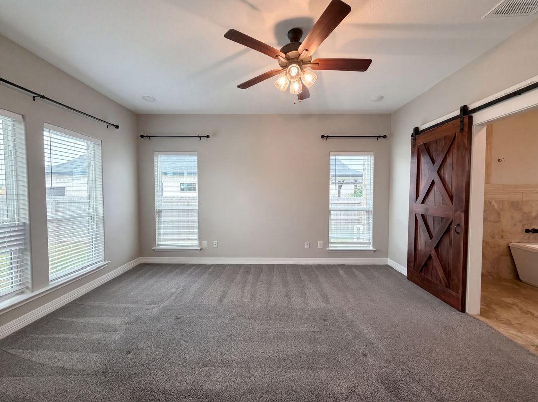 Photo 4 of 21 of 6112 Wye Oak Dr, Salado, TX
