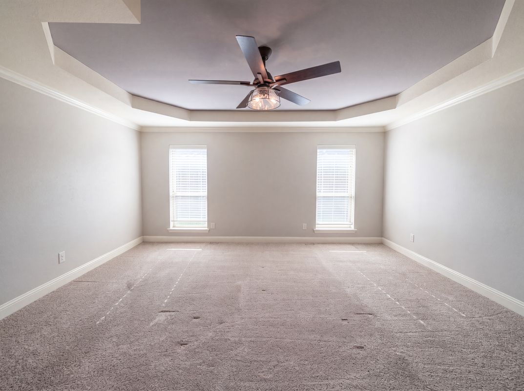 Photo 4 of 22 of 3032 Laguna Dr, Plano, TX