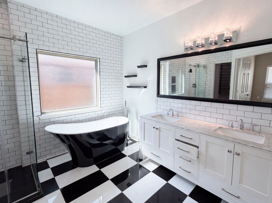Photo 18 of 24 of 2404 Royal Birkdale Dr, Plano, TX