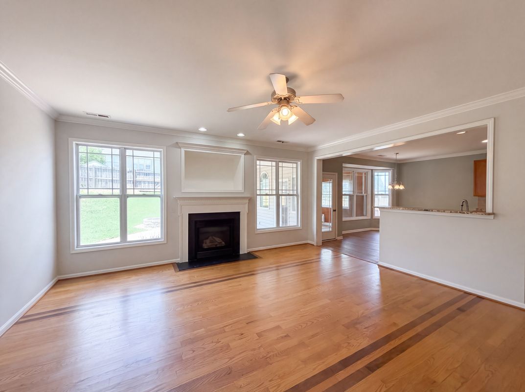 Photo 3 of 16 of 4034 Patriot Ridge Ct, Raleigh, NC