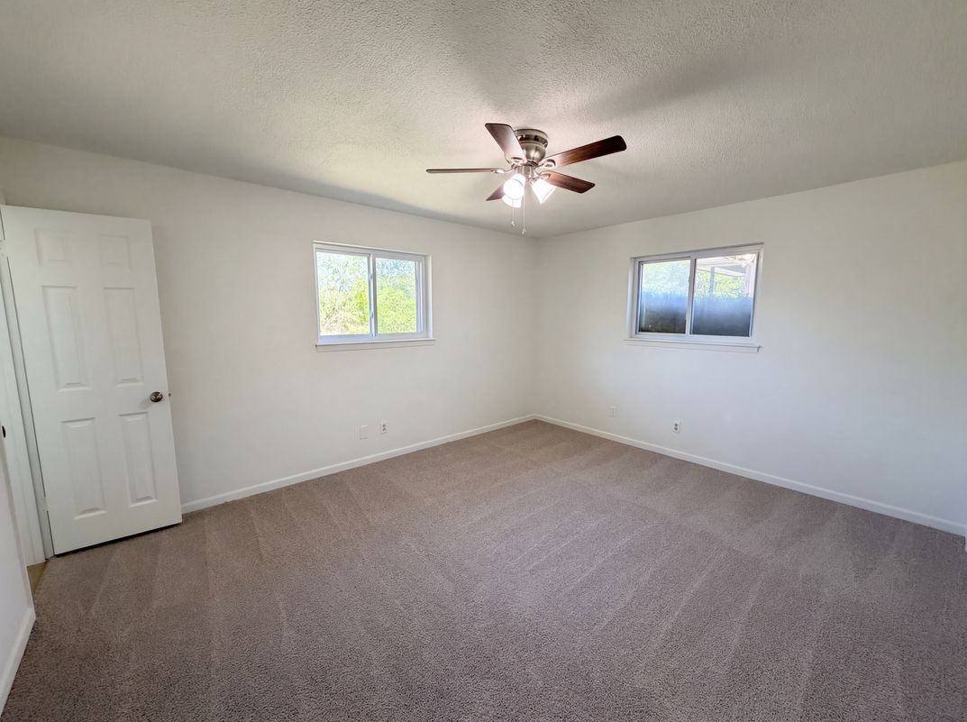 Photo 4 of 16 of 607 State St, Weatherford, TX