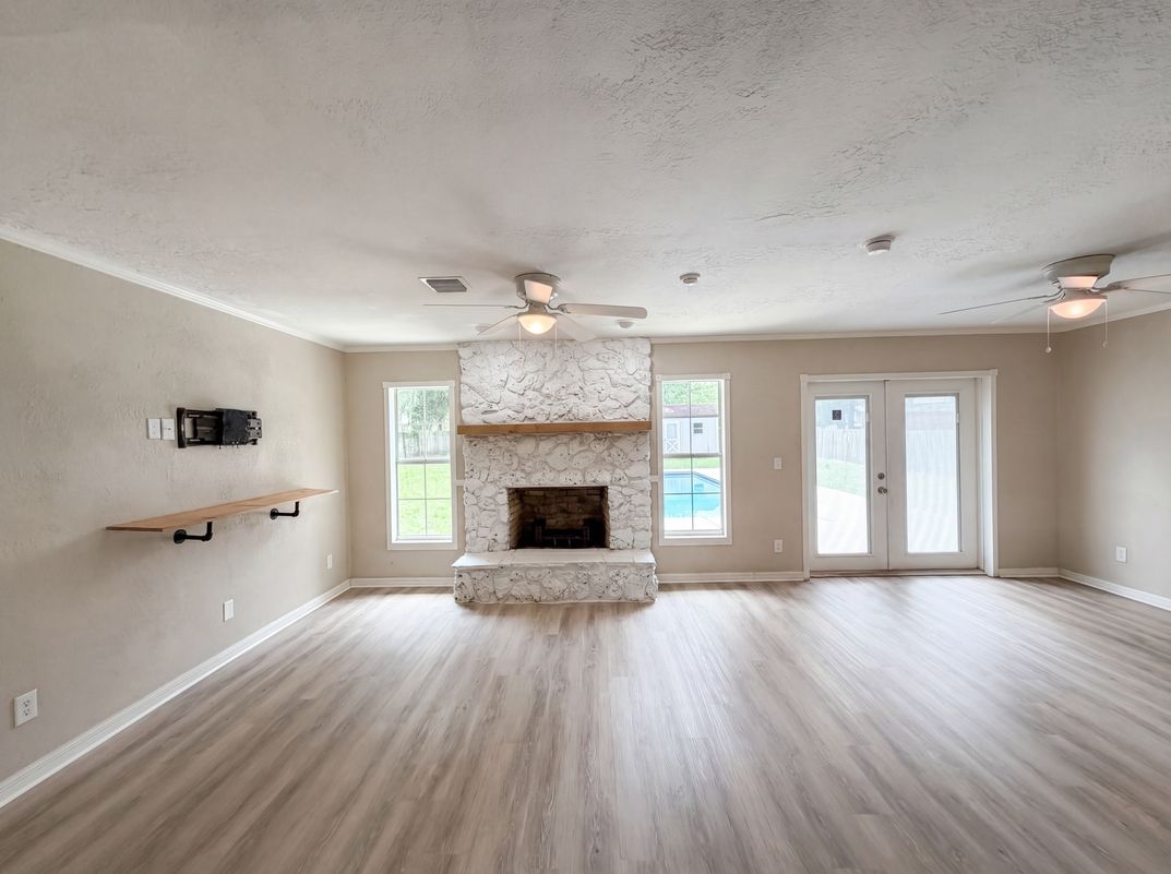 Photo 11 of 21 of 1770 NE 37th St, Ocala, FL