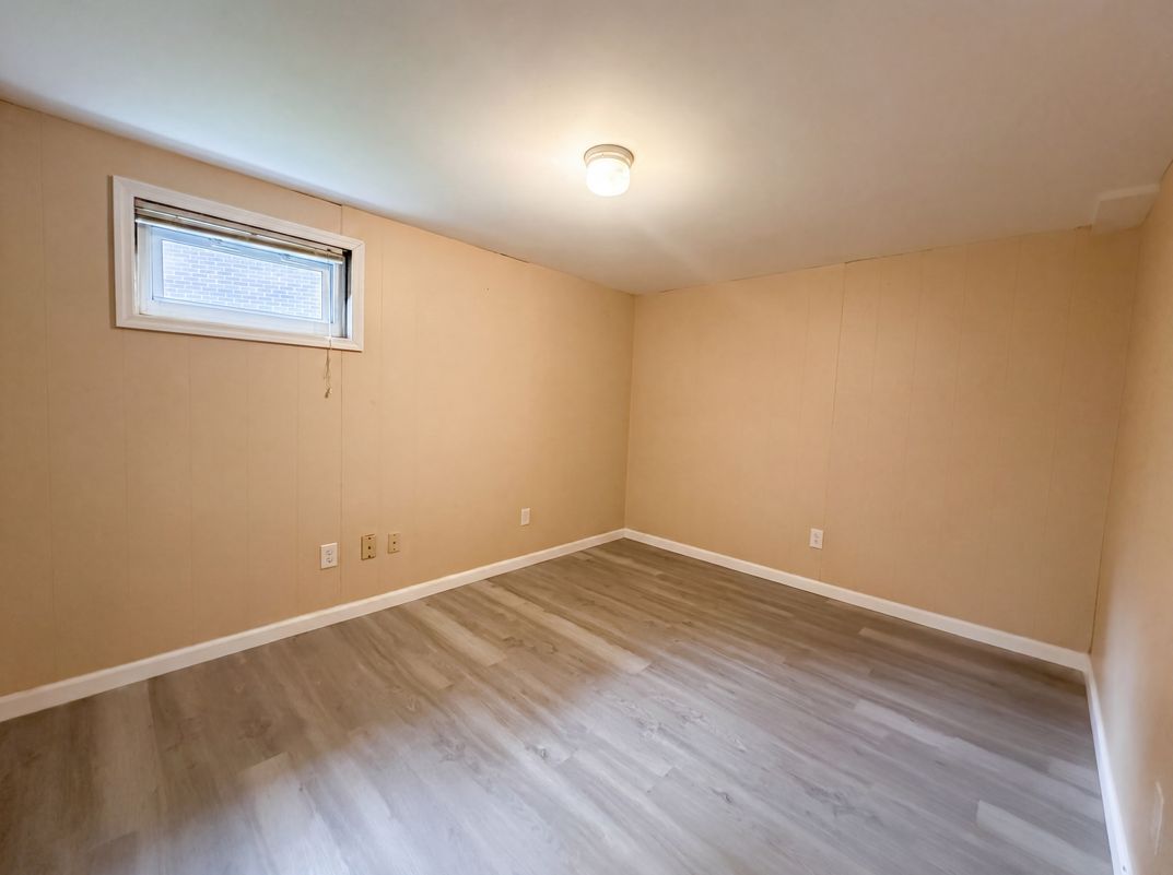 Photo 11 of 25 of 207 Renaldo Dr, Chesterfield, MO