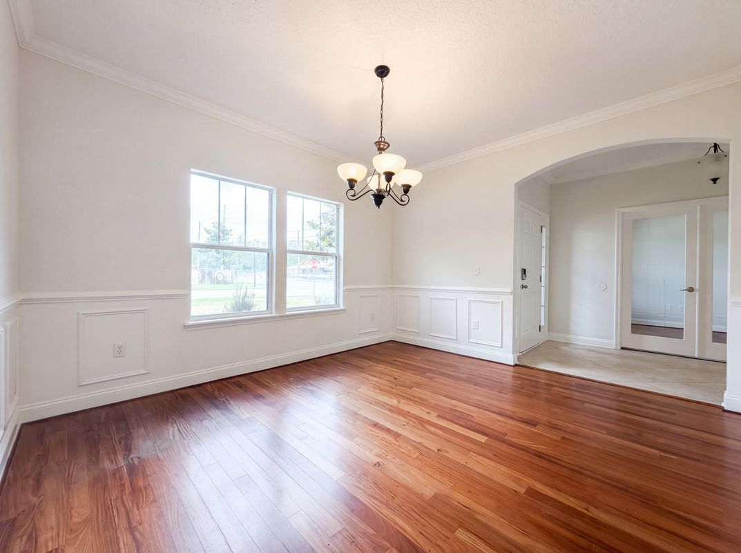 Photo 7 of 32 of 8331 Golden Bamboo Dr, Jacksonville, FL