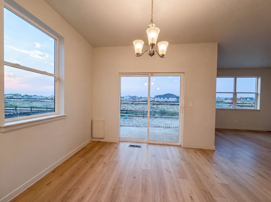 Photo 7 of 38 of 2341 Mountain Sky Dr, Fort Lupton, CO