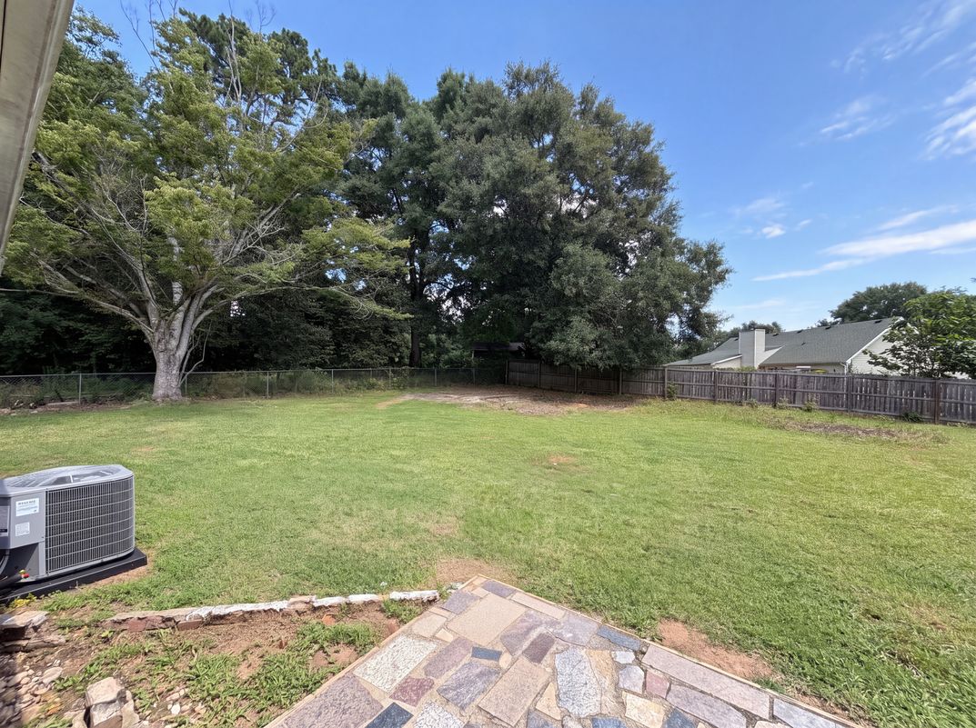 Photo 19 of 23 of 5656 Salem Rd, Covington, GA