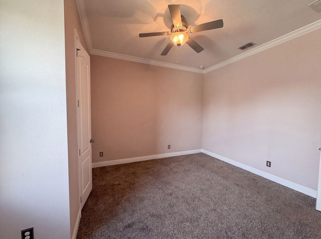 Photo 13 of 29 of 918 Blackthorn Dr, Apopka, FL