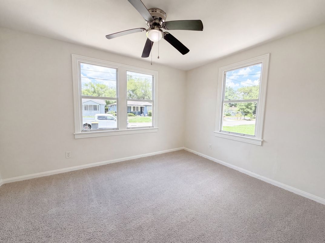 Photo 4 of 18 of 7329 Wilder Ave, Jacksonville, FL