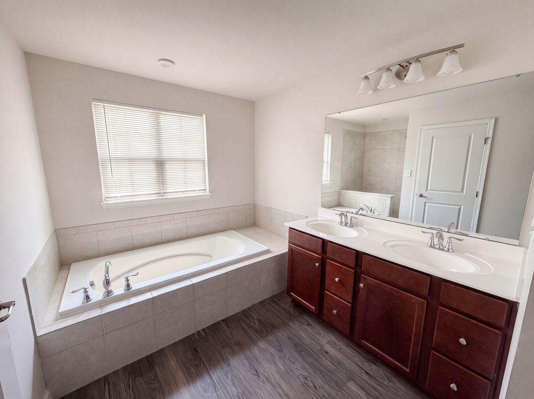 Photo 14 of 18 of 7307 Veyan Way, North Chesterfield, VA