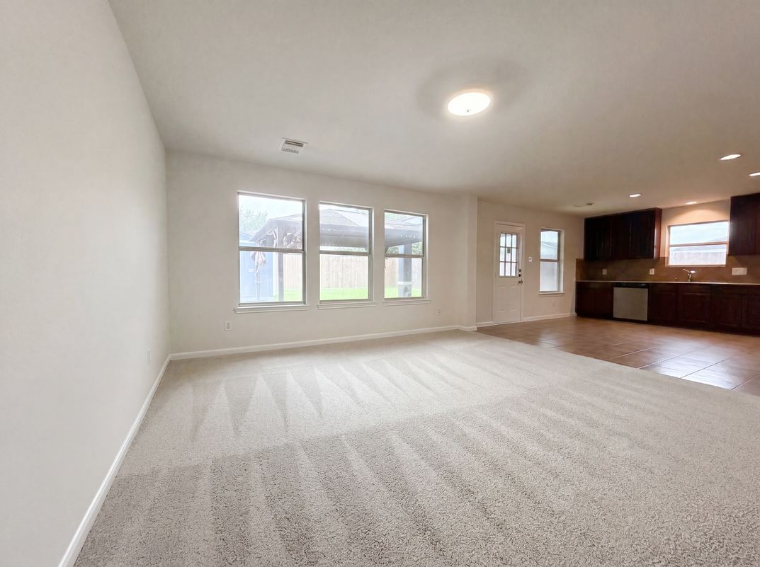 Property photo 3 of 2646 Skyview Trace Ct