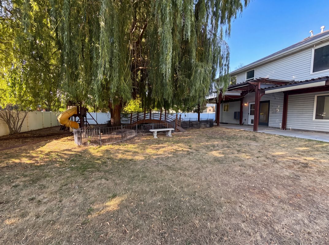 Photo 24 of 26 of 866 S 1580 W, Lehi, UT