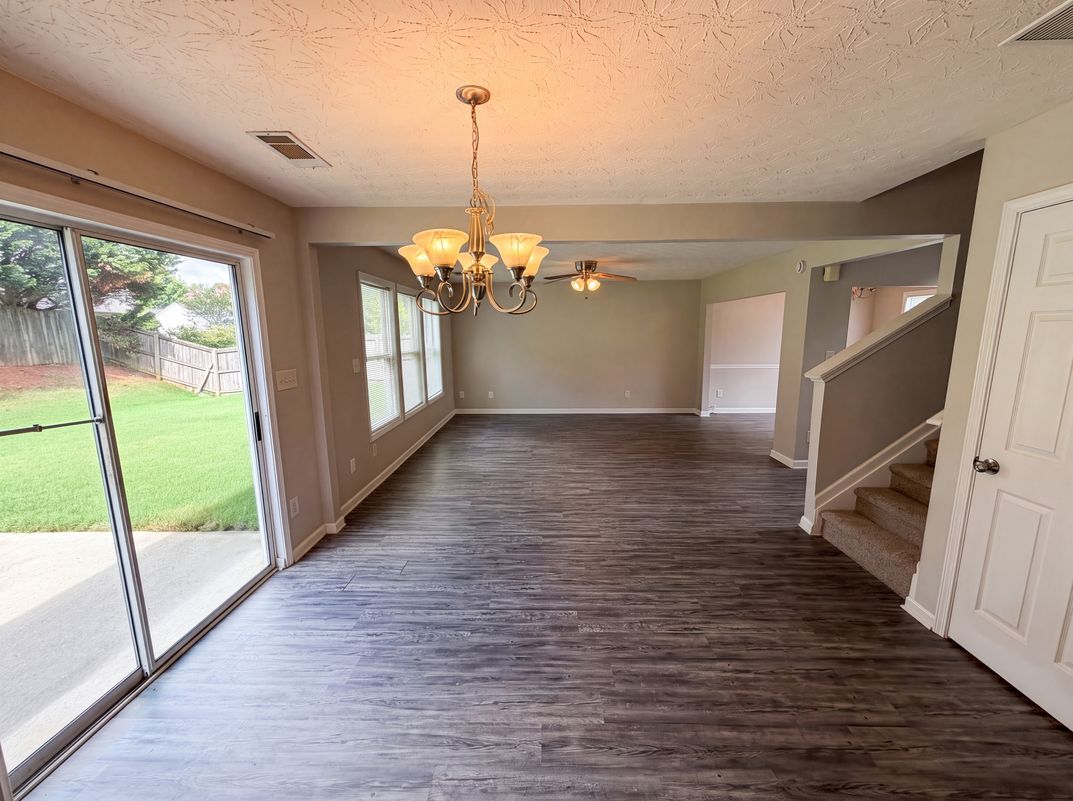 Photo 11 of 44 of 4636 Pine Acre Cir, Sugar Hill, GA